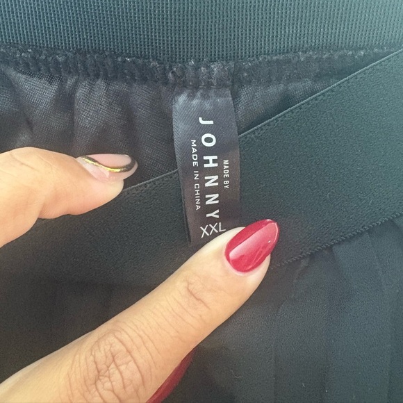 Chic Navy A-Line Pleated Skirt - Picture 3 of 3